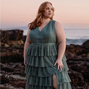 Revelry Emerald Green Bridesmaids Dress